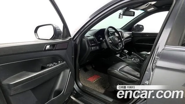 KGM Rexton 2020 thumb 10