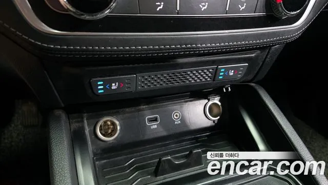 KGM Rexton 2020 thumb 3
