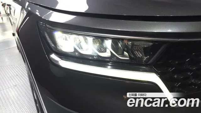 Kia Sorento 2023 thumb 11