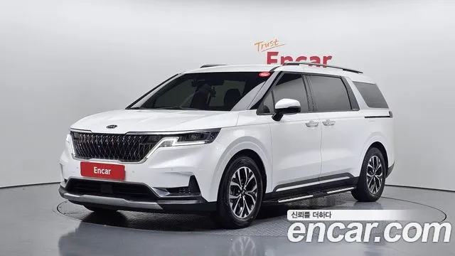 Kia Carnival 2021 thumb 2