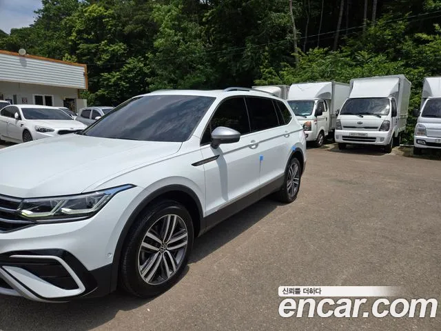 Volkswagen Tiguan Allspace 2023 thumb 6