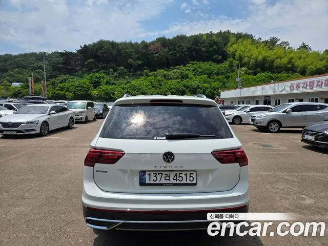 Volkswagen Tiguan Allspace 2023 thumb 12