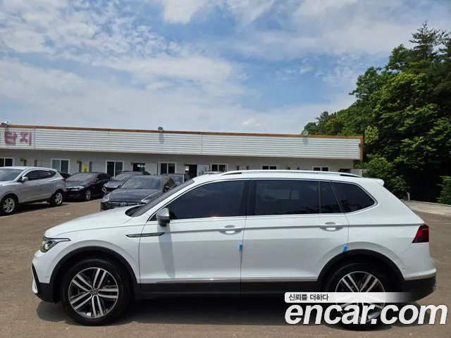 Volkswagen Tiguan Allspace 2023 thumb 11