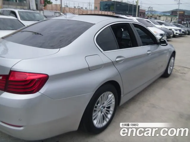 BMW 5 серии 2013 thumb 10