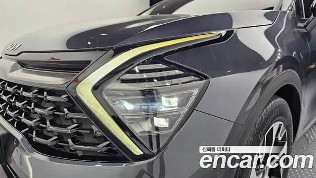 Kia Sportage 2022 thumb 3