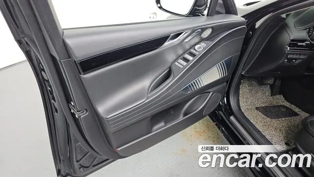 Genesis G80 2021 thumb 4
