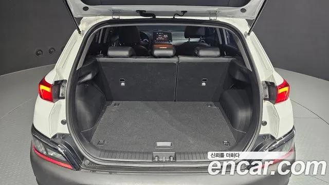 Hyundai Kona 2023 thumb 2