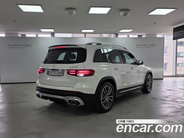 Mercedes-Benz GLB 2025 thumb 2