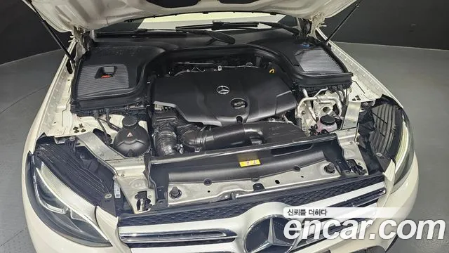Mercedes-Benz GLC 2018 thumb 7