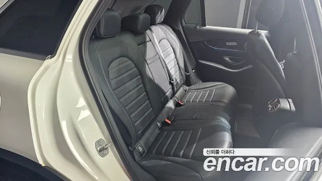 Mercedes-Benz GLC 2018 thumb 6