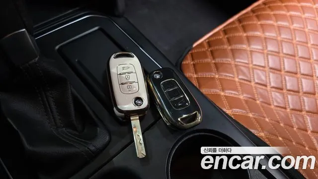 Renault SM6 2019 thumb 8