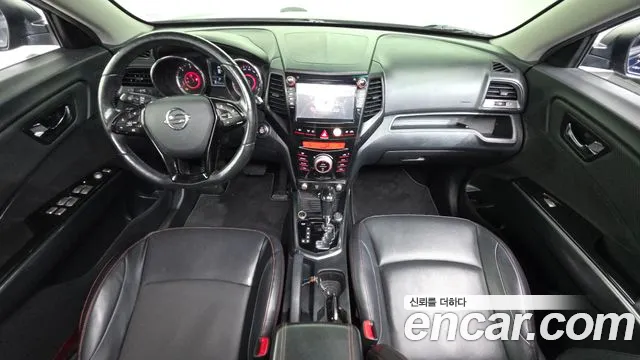 KGM Tivoli Air 2016 thumb 5