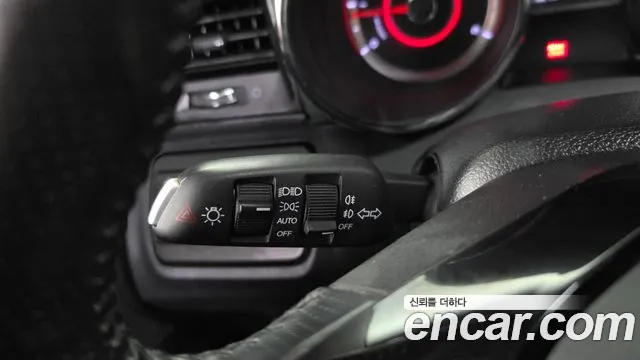 KGM Tivoli Air 2016 thumb 8