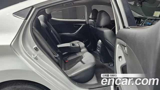 Hyundai Elantra 2015 thumb 2