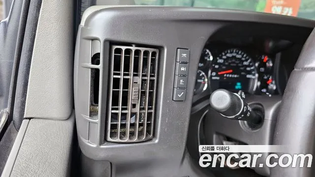 GMC Savana 2020 thumb 5