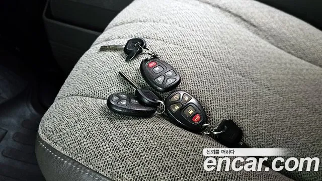 GMC Savana 2020 thumb 11