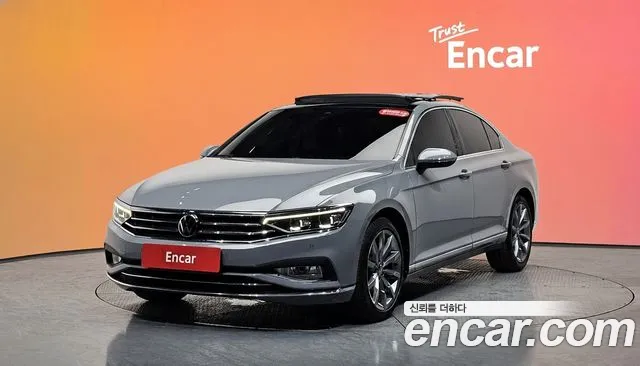 Volkswagen Passat GT 2022 thumb 3