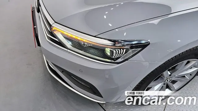 Volkswagen Passat GT 2022 thumb 5