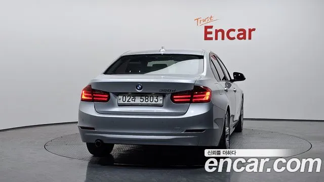 BMW 3 серии 2013 thumb 4