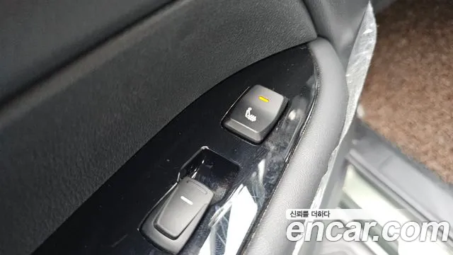 KGM Rexton 2024 thumb 12