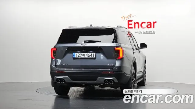 Ford Explorer 2021 thumb 6