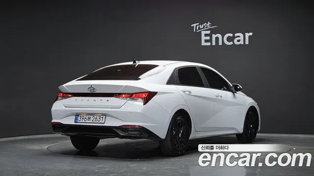 Hyundai Elantra 2023 thumb 11