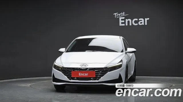 Hyundai Elantra 2023 thumb 4