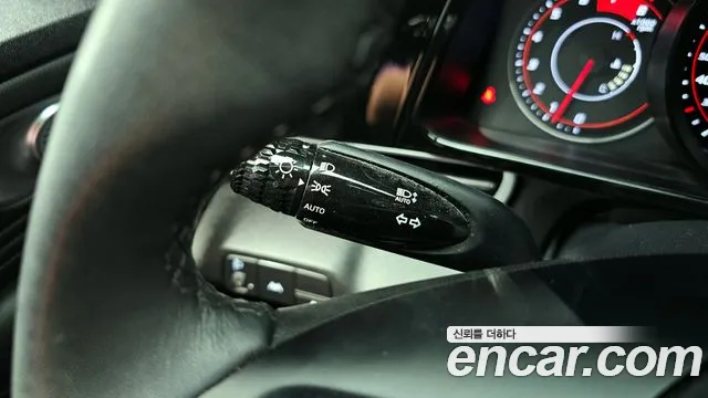 Hyundai Elantra 2023 thumb 7
