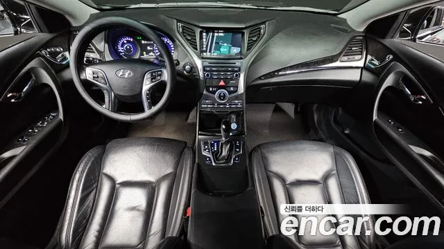 Hyundai Grandeur 2015 thumb 10