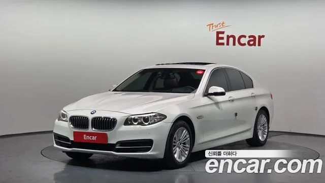 BMW 5 серии 2015 thumb 11