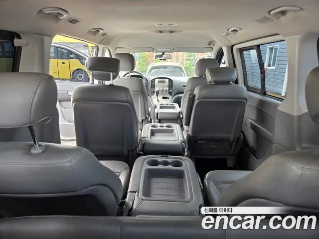 Hyundai Staria 2012 thumb 2