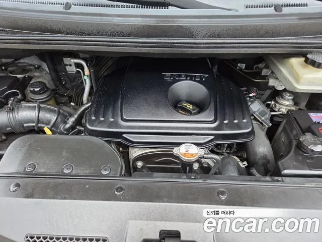 Hyundai Staria 2012 thumb 8