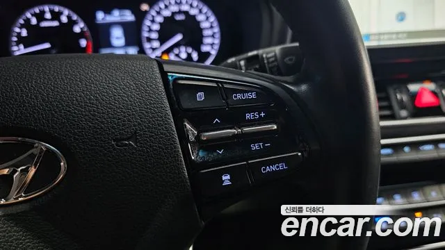 Hyundai Grandeur 2017 thumb 4