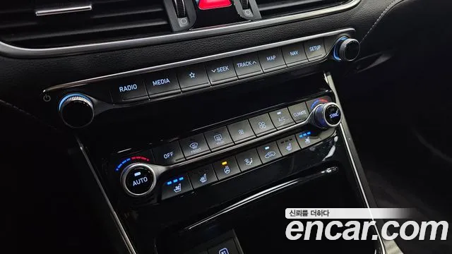 Hyundai Grandeur 2017 thumb 9