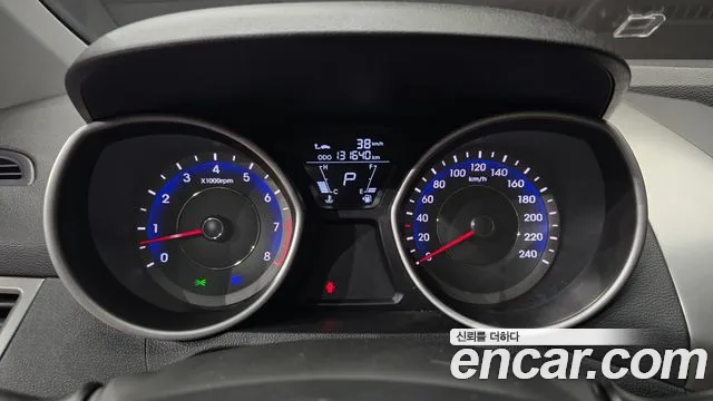 Hyundai Avante 2012 thumb 2