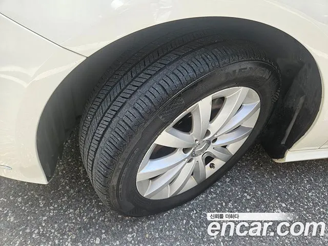 Mercedes-Benz B-Class 2014 thumb 5