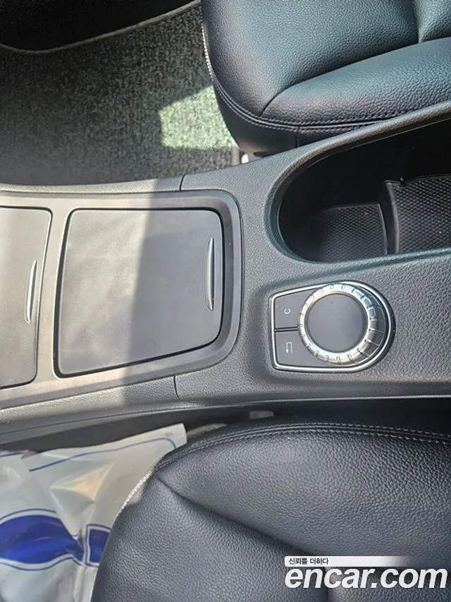 Mercedes-Benz B-Class 2014 thumb 4