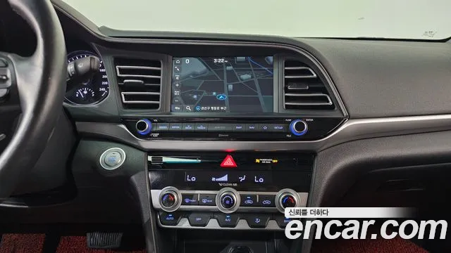 Hyundai Elantra 2018 thumb 4