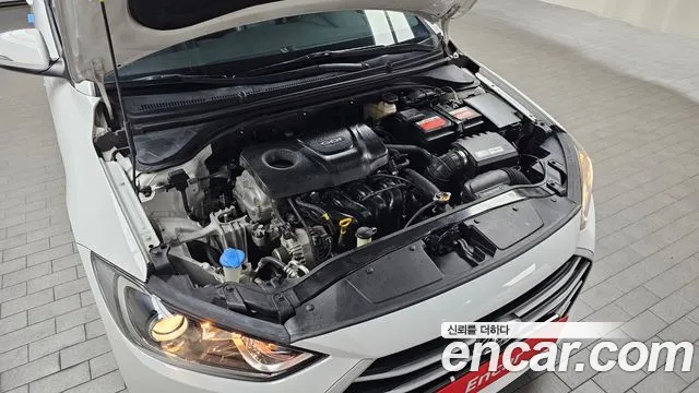 Hyundai Avante 2016 thumb 6