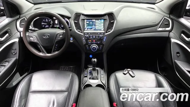 Hyundai Santafe 2015 thumb 7