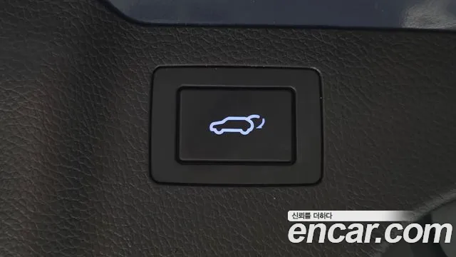 Hyundai Santafe 2015 thumb 6