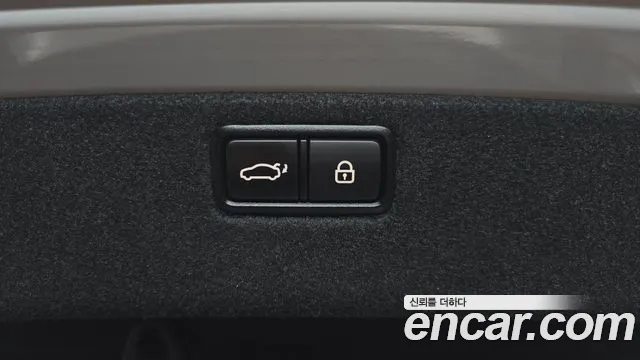 Hyundai Genesis 2014 thumb 2