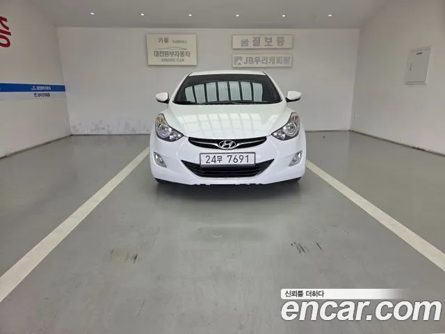 Hyundai Avante 2011 thumb 11