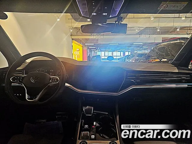 Volkswagen Touareg 2023 thumb 11