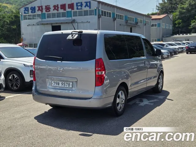 Hyundai Staria 2018 thumb 11