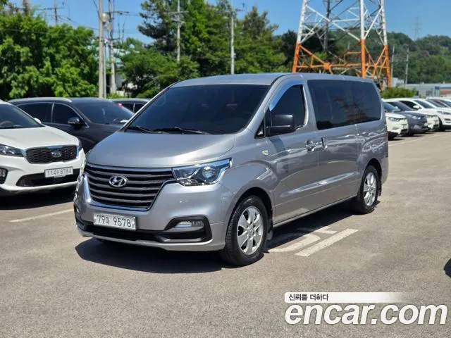 Hyundai Staria 2018 thumb 2