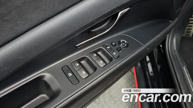Hyundai Elantra 2022 thumb 10