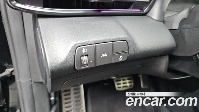 Hyundai Elantra 2022 thumb 6