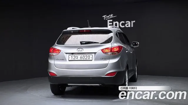 Hyundai ix 2011 thumb 10