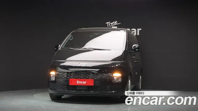Hyundai Staria 2022 thumb 3